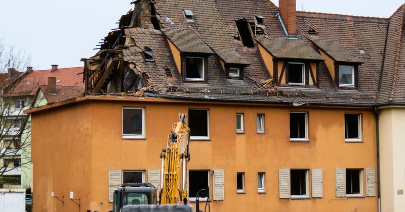 Rénovation maison ancienne avec architecte : 7 secrets pour la transformer